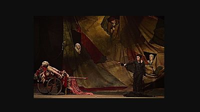 La sala - Las 'Divinas palabras' en boca de Consuelo Trujillo, María Isasi y Luis Rallo - 23/02/20 - escuchar ahora