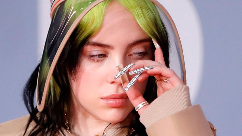 Billie Eilish logra otro récord con el estreno de su canción para James Bond