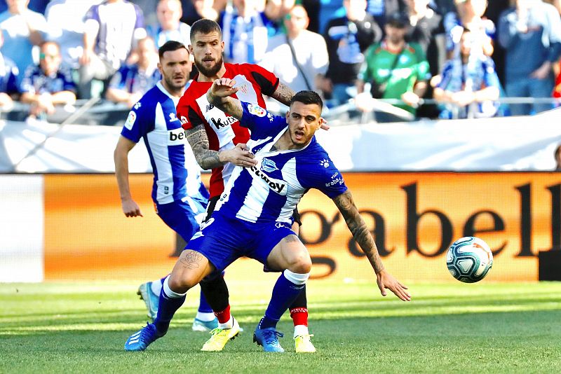 Ely culmina la remontada del Alavés en el último suspiro del derbi vasco