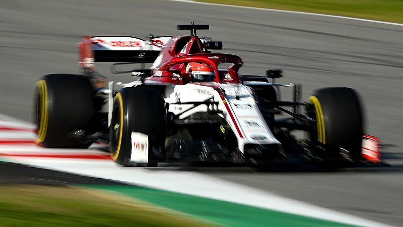 Robert Kubica sorprende en el cuarto día de test en Montmeló