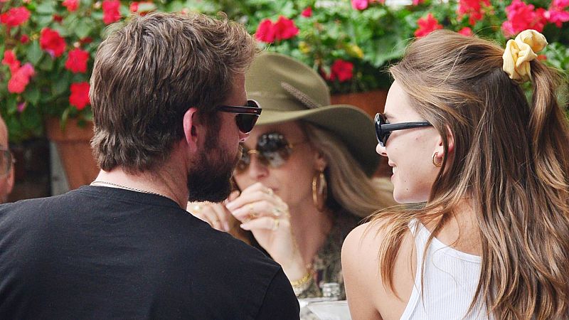 Las fotos de Liam Hemsworth con su nueva novia