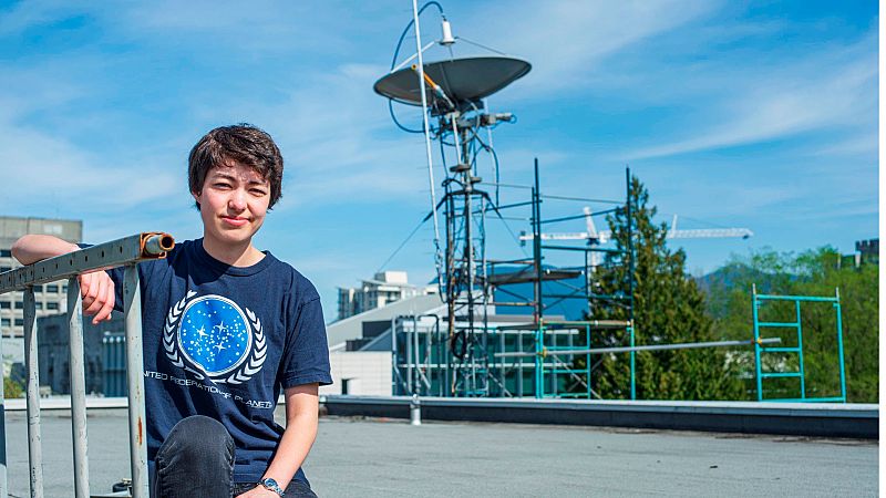 Una estudiante estadounidense de 23 años descubre 17 planetas, uno similar a La Tierra