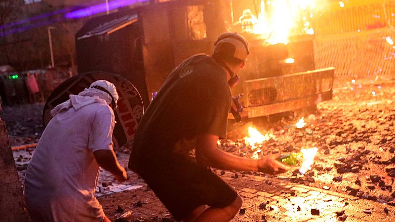 Muere un manifestante en Chile tras impactarle una bomba lacrimógena en la cabeza