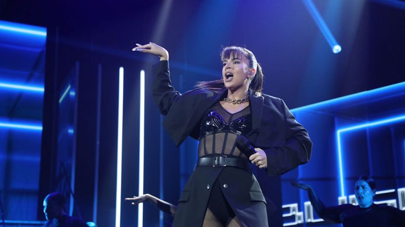 Nathy Peluso, una "Business woman" sobre el escenario de 'Operación Triunfo'