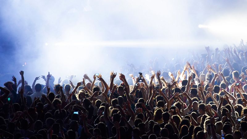 El coronavirus paraliza cines, teatros y conciertos en las zonas de riesgo