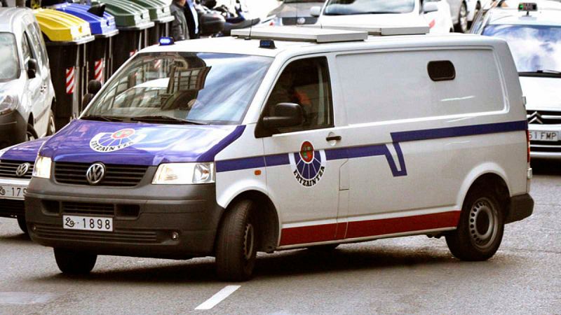 Asesinadas una madre y su hija en Bizkaia en un presunto caso de violencia de género