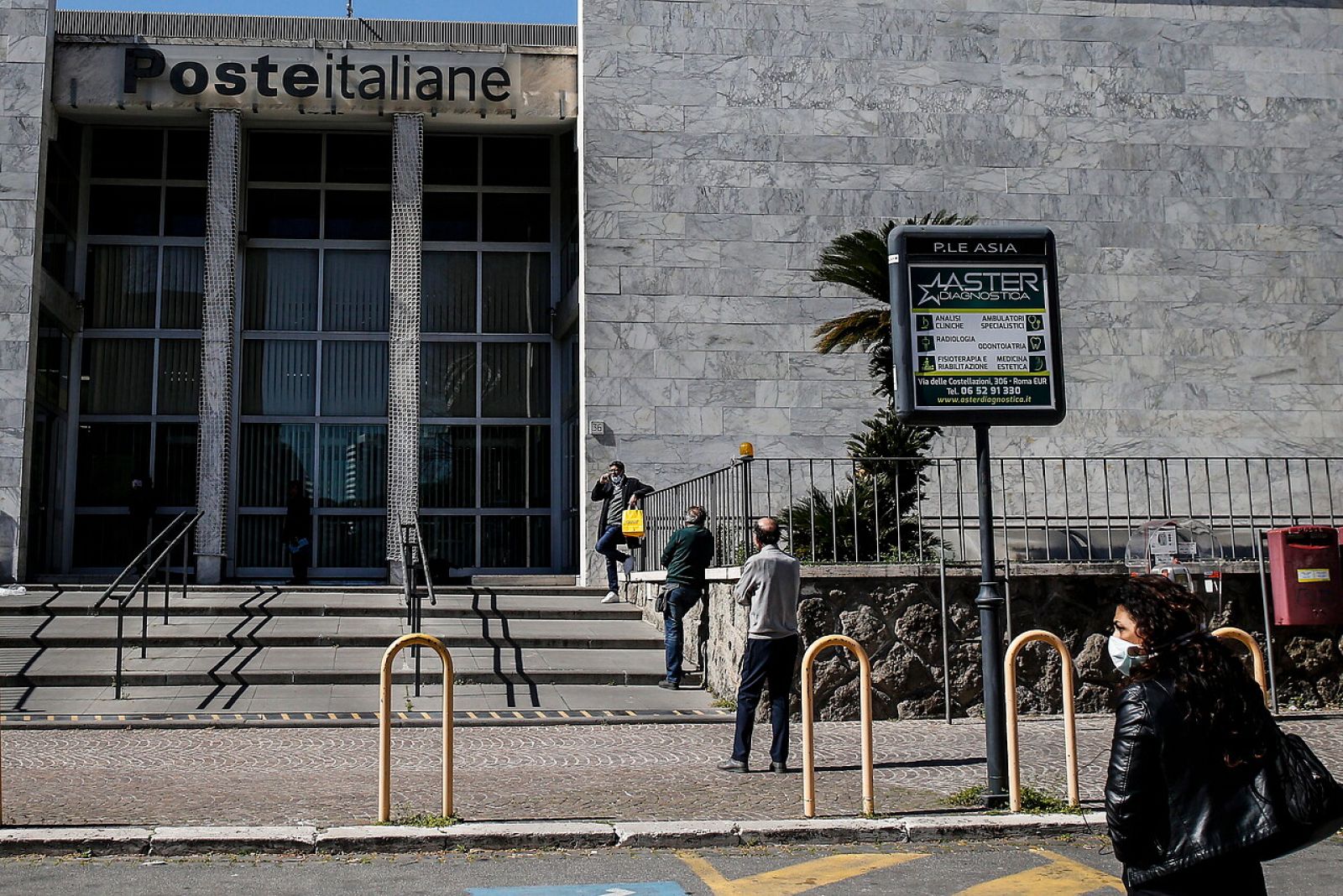 El motivo por el que Italia registra más muertes por coronavirus que Corea del Sur con cifras de contagios similares - RTVE.es | Ver