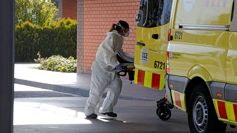 Aumentan a 293 los muertos con coronavirus en España y a más de 7.800 los contagiados