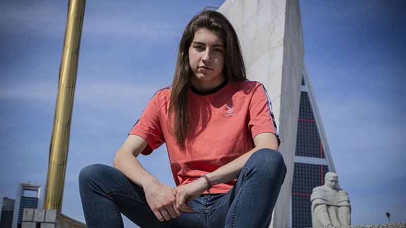 Sara Socas pone en boca de todos una posible competición de freestyle online