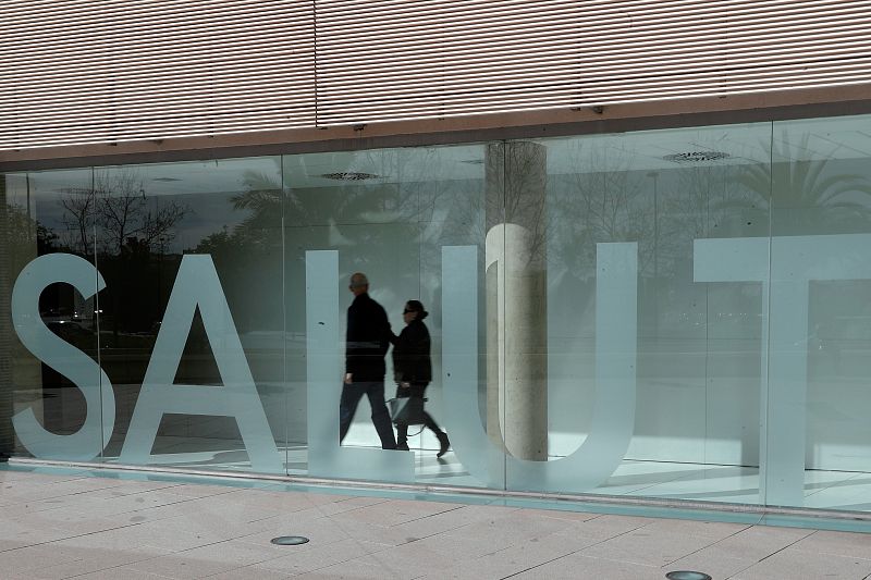 La Generalitat Valenciana construirá tres hospitales de campaña con 1.100 camas en quince días