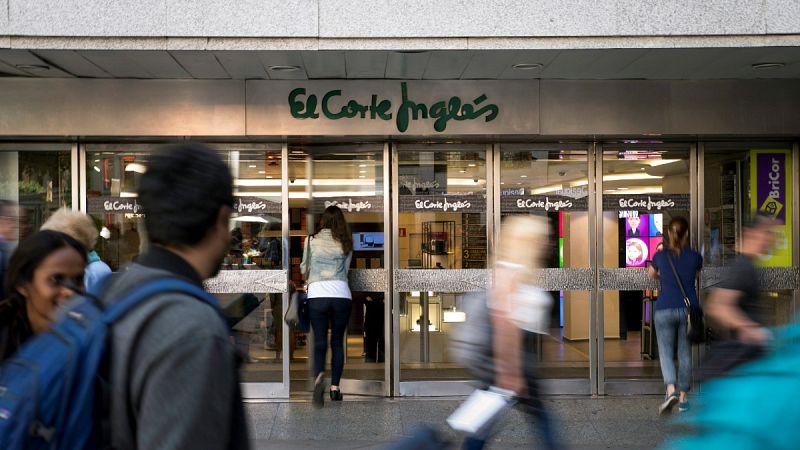 El Corte Inglés presenta tres ERTEs que afectarán a unos 25.900 empleados