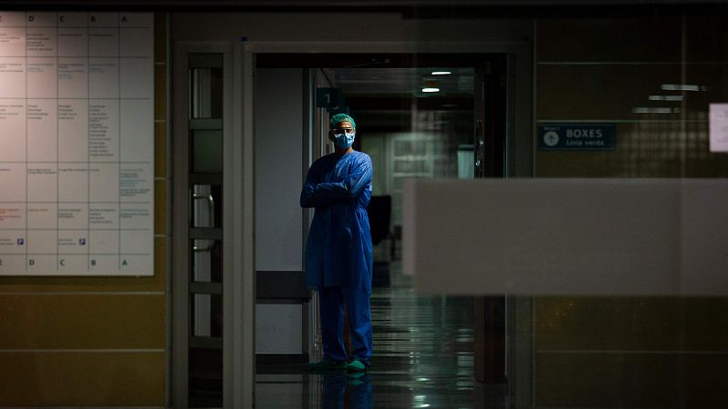 Los contagios entre el personal sanitario crecen un 141% en solo cuatro días, hasta los 9.444 casos