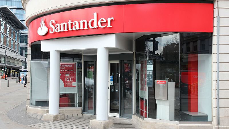 Los principales bancos españoles adelantan el pago del subsidio por desempleo