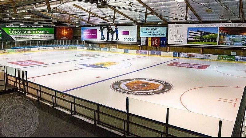 La pista de hielo de Majadahonda se habilita como tercera morgue para los muertos por coronavirus