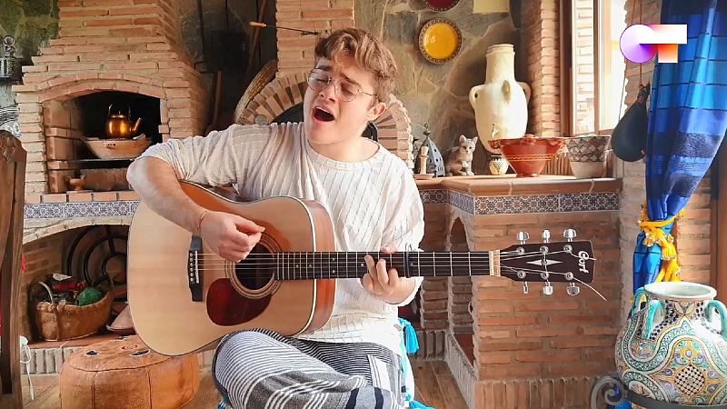 Gèrard y su guitarra: concierto acústico desde su casa