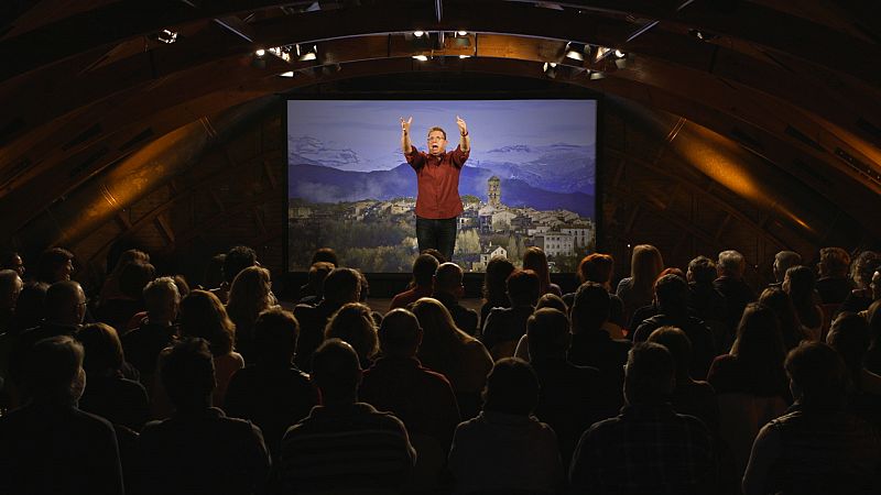 Eva Hache se despide de 'La Paisana' y cede el testigo a Jorge Cadaval