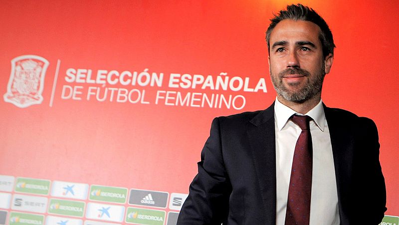 Jorge Vilda: "Si la Euro se aplaza a 2022, tendremos dos años más de experiencia internacional"