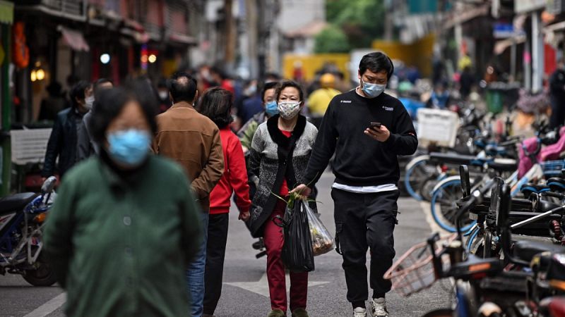China mantiene la tendencia a la baja de nuevos casos de coronavirus