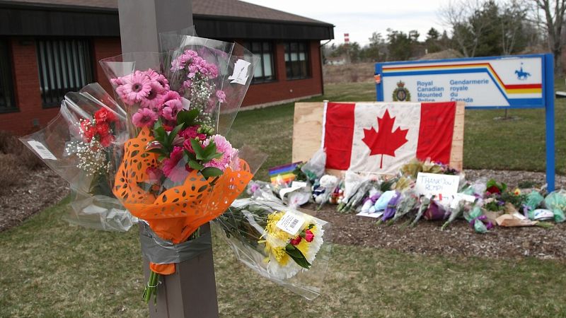 Canadá eleva a 23 los muertos en el peor asesinato múltiple de su historia