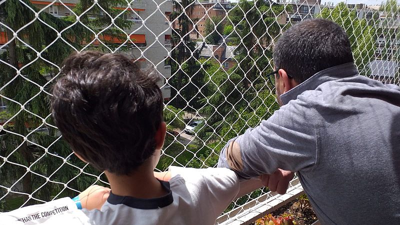 Los niños preparan su salida: "Lo primero que haré cuando salga será ir a ver a mis abuelos por la ventana"
