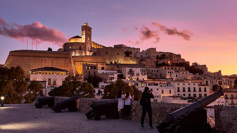 Cientos de alemanes piden regresar a sus casas en Mallorca