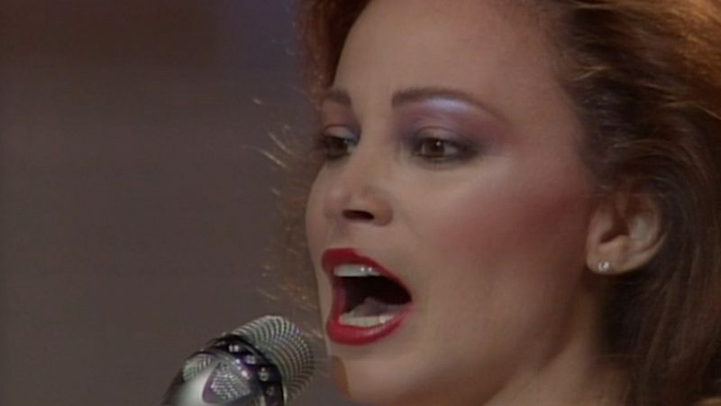 "La fiesta terminó", de Paloma San Basilio, es  la mejor canción de España de la década de los 80