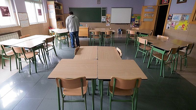 Clases voluntarias en 4º de ESO y 2º de Bachillerato y centros abiertos en infantil para hijos de padres con trabajo presencial