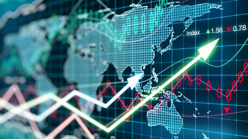 La bolsa española avanza un 3,21 % y recupera el nivel de los 7.000 puntos