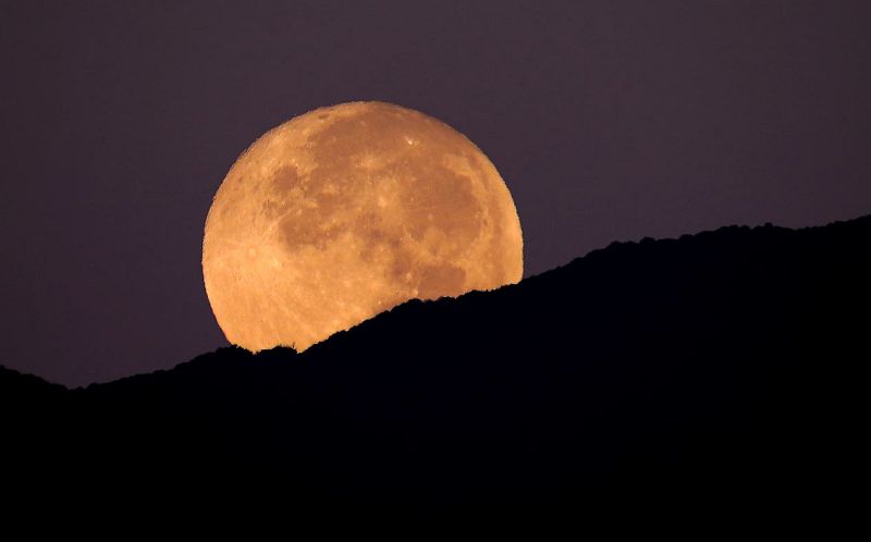 Llega la luna llena de mayo: la superluna de las flores
