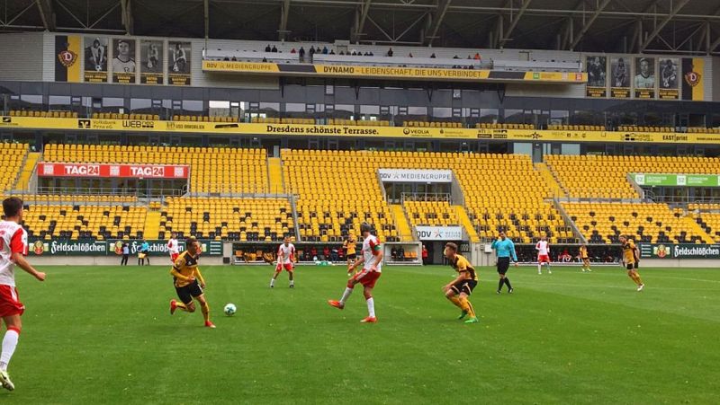 Dos positivos por coronavirus en el Dinamo Dresde y el equipo aislado, a una semana de la vuelta del fútbol alemán