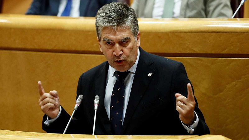 El presidente de Ausbanc, Luis Pineda, pide imputar a Cosidó y a la excúpula del BBVA por maniobrar contra él
