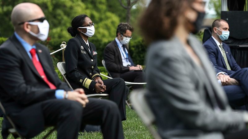 La Casa Blanca ordena llevar mascarilla a sus empleados