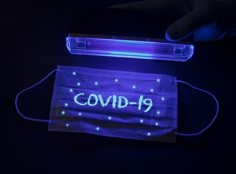 Las lámparas ultravioletas domésticas no eliminan el Covid-19 y pueden dañar la salud