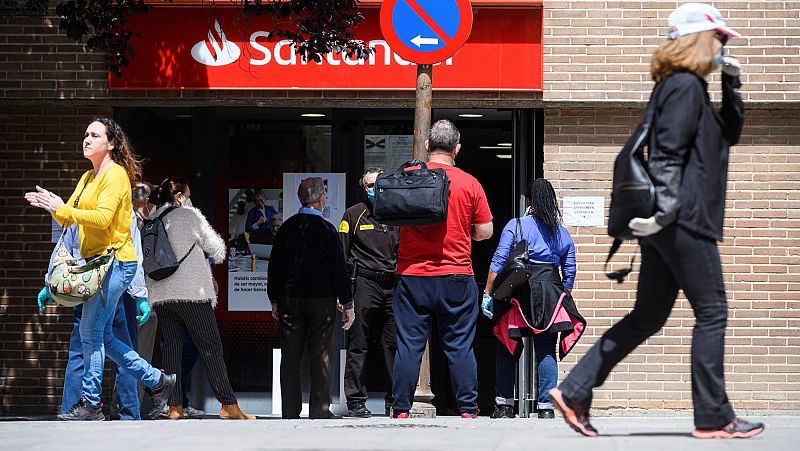 El ingreso mínimo vital será compatible con un trabajo y podrán solicitarla los mayores de 23 años