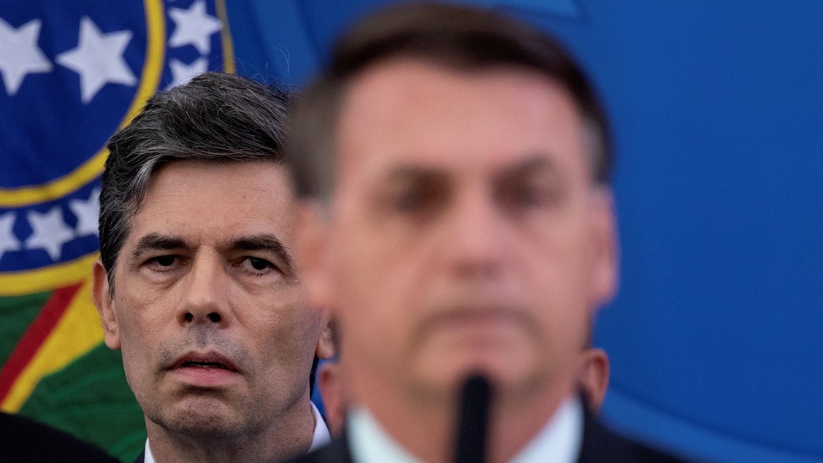 Dimite el recién nombrado ministro de Salud de Brasil por sus desacuerdos con Bolsonaro en la gestión del coronavirus - Informativo 24h | Ver