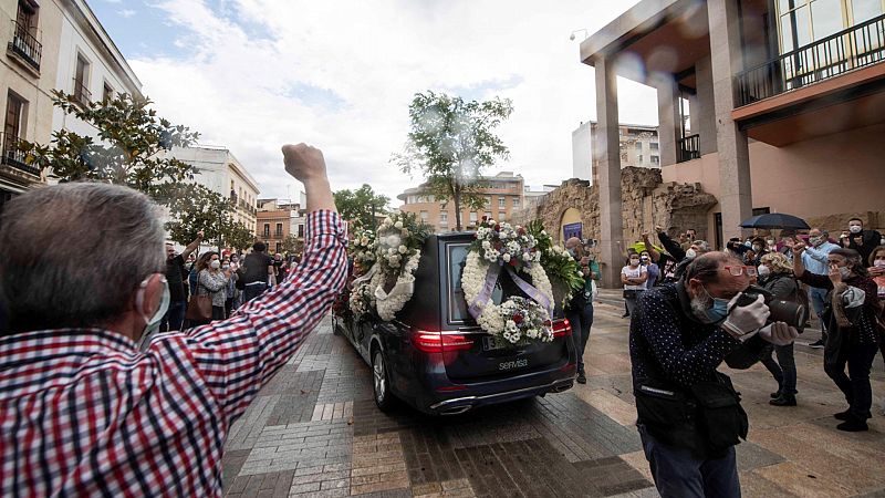 Crdoba despide a Julio Anguita entre vtores y aplausos