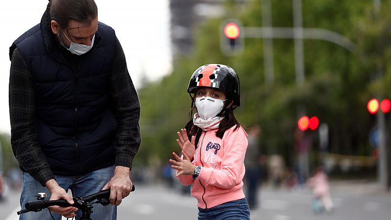 Sanidad regulará el uso obligatorio de mascarillas en lugares públicos a petición de las comunidades autónomas