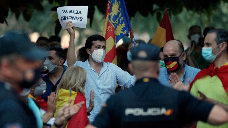 Décima jornada de caceroladadas contra el Gobierno en Madrid y otras ciudades españolas
