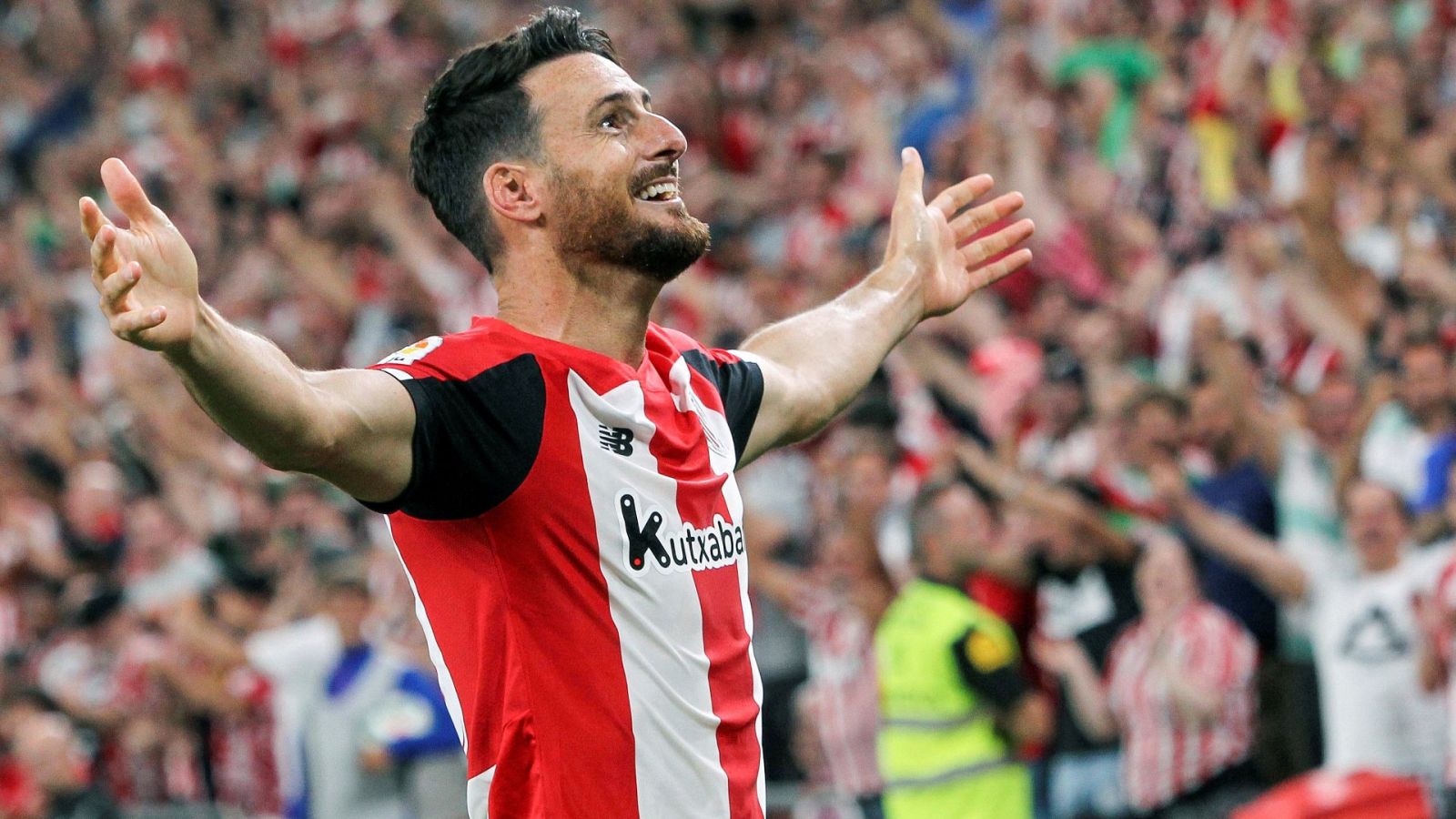 Aduriz cuelga las botas antes de tiempo por una lesión de cadera