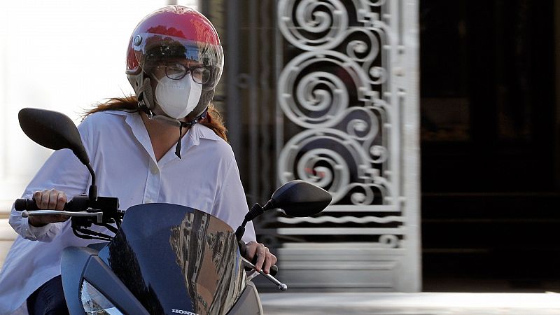 La mascarilla ya es obligatoria en los espacios publicos y en todos los medios de transporte