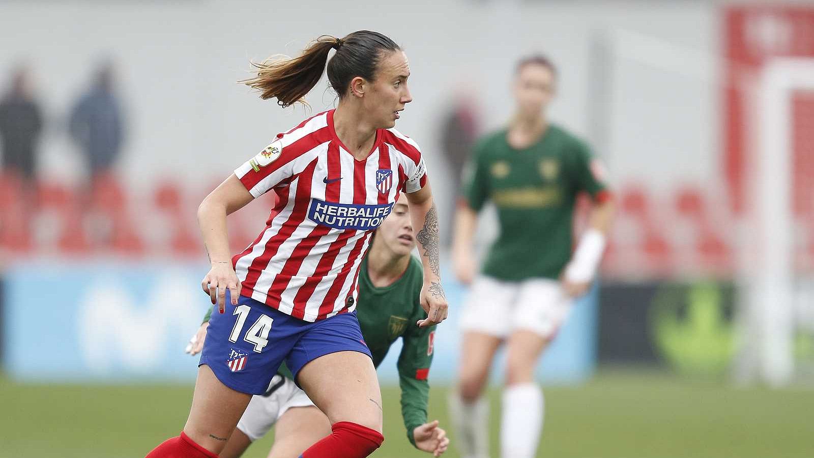 Vídeo: Virginia Torrecilla, jugadora del Atlético de Madrid, operada con éxito de un tumor en la cabeza
