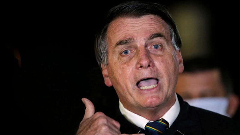 La difusión de un vídeo con insultos y amenazas compromete la ya cuestionada Presidencia de Bolsonaro en Brasil