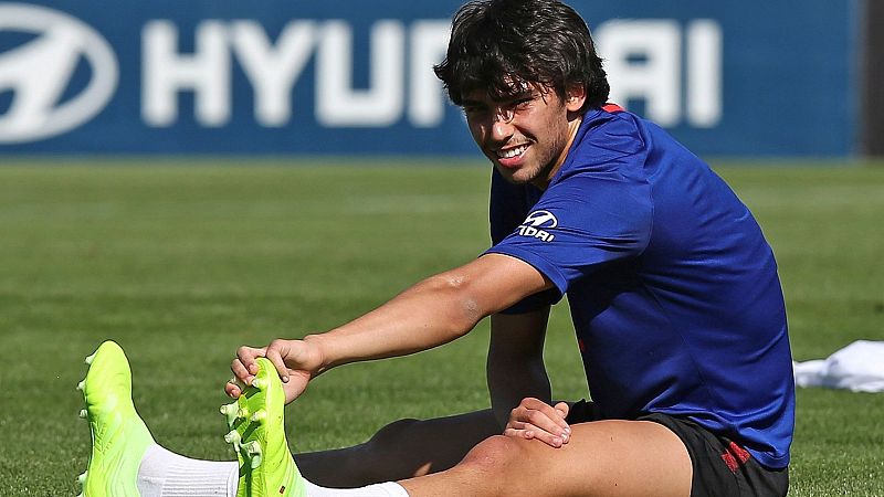 Joao Félix sufre un esguince en el ligamento de la rodilla izquierda