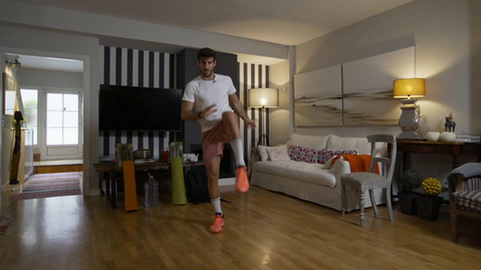 Muévete en casa - Programa 48 (Fuerza de cuerpo entero) - ver ahora