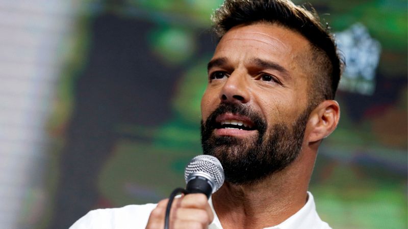 Ricky Martin lanza 'Pausa', un EP donde colabora con Bad Bunny y Residente