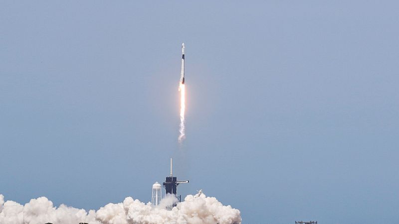 Despega con éxito el primer vuelo espacial desde Estados Unidos a la Estación Espacial Internacional en nueve años