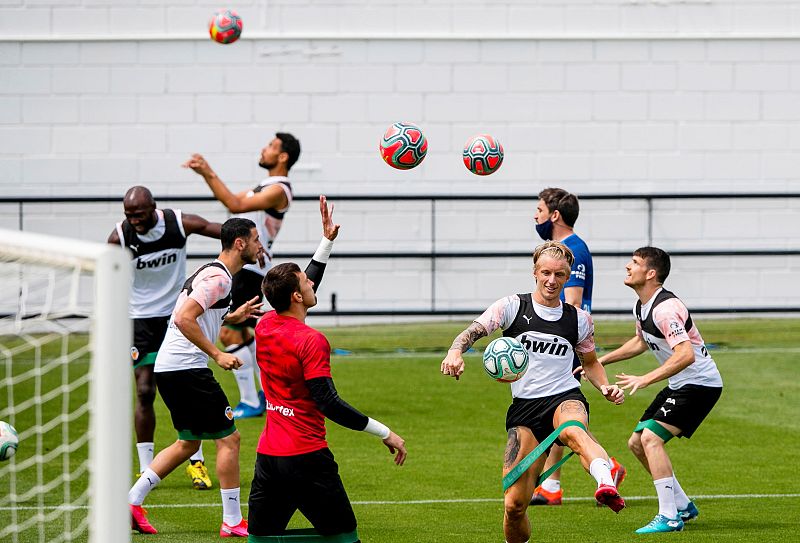 El mercado de fichajes veraniego se abrirá el 1 de julio en España