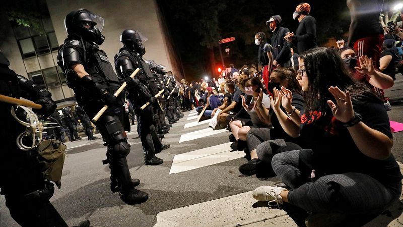 Trump exige mano dura a los gobernadores para "poner fin" a las protestas por la muerte de George Floyd