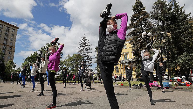 Las gemelas rusas, favoritas para la final de gimnasia rítmica