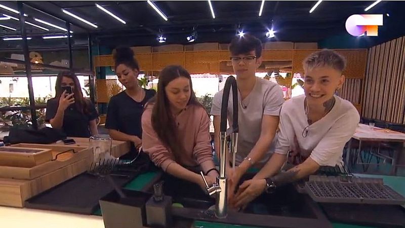 Los chicos de OT 2020 se unen a la campaña #NoLoTiresPorLaBorda